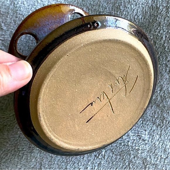 Toothbrush Holder - Picture 3 of 3